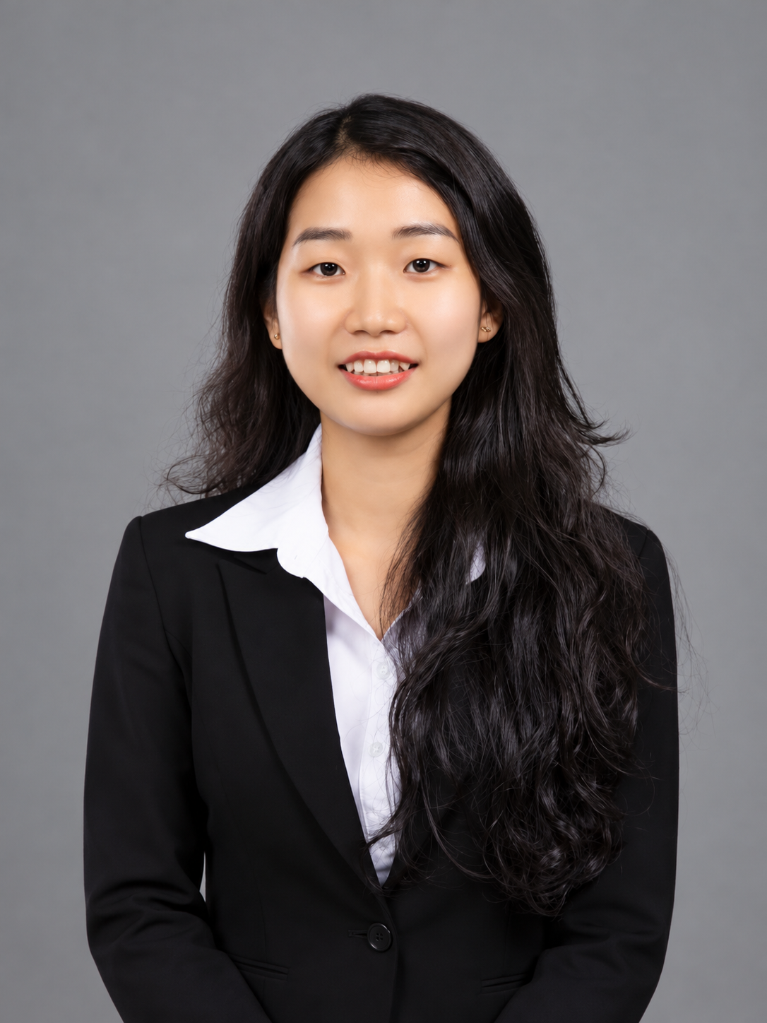 Chân dung Luật sư Khương Phùng Cẩm Phương